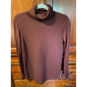 Women’s sweater
